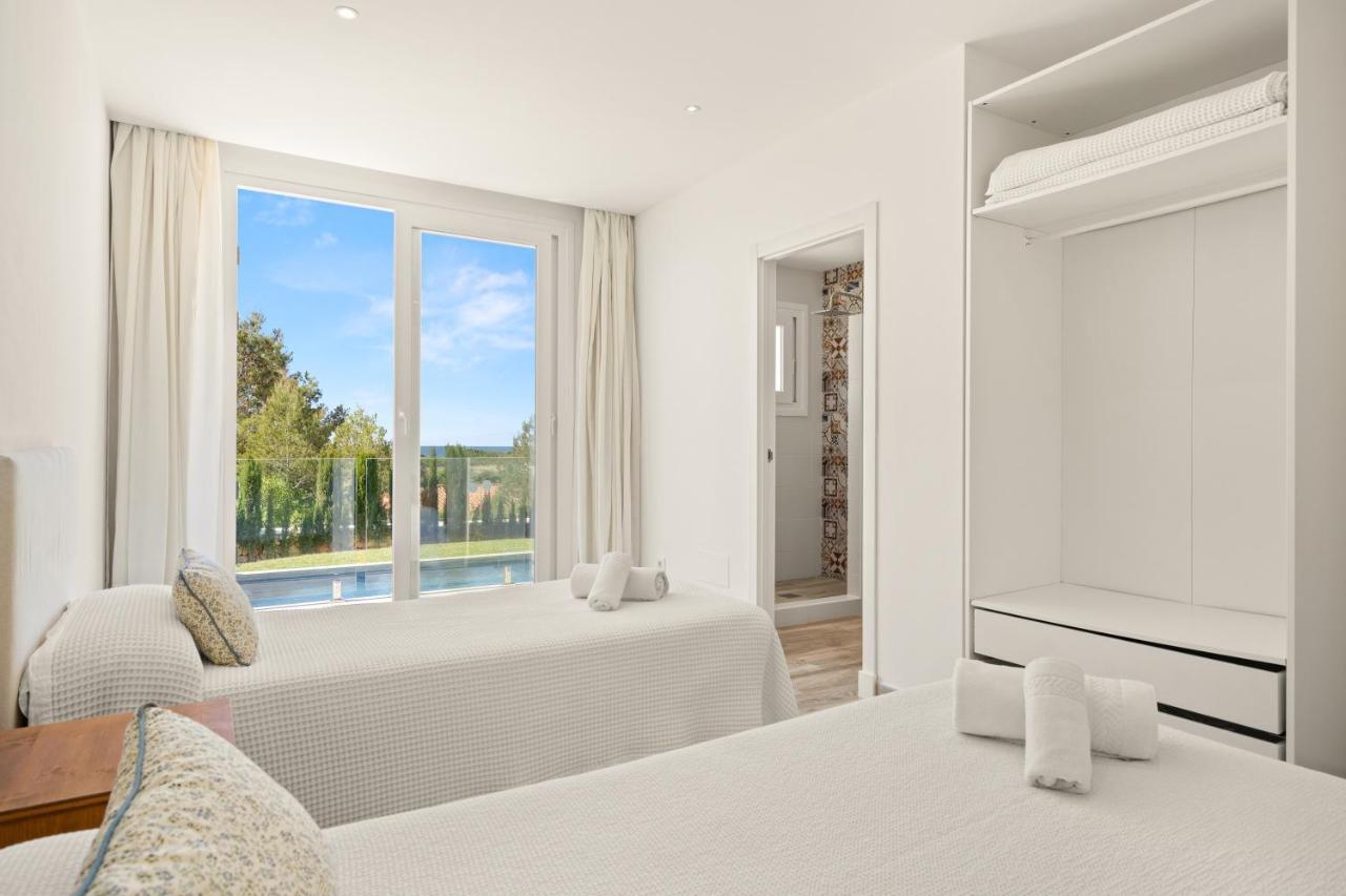 Villa Sunset Son Bou Bagian luar foto